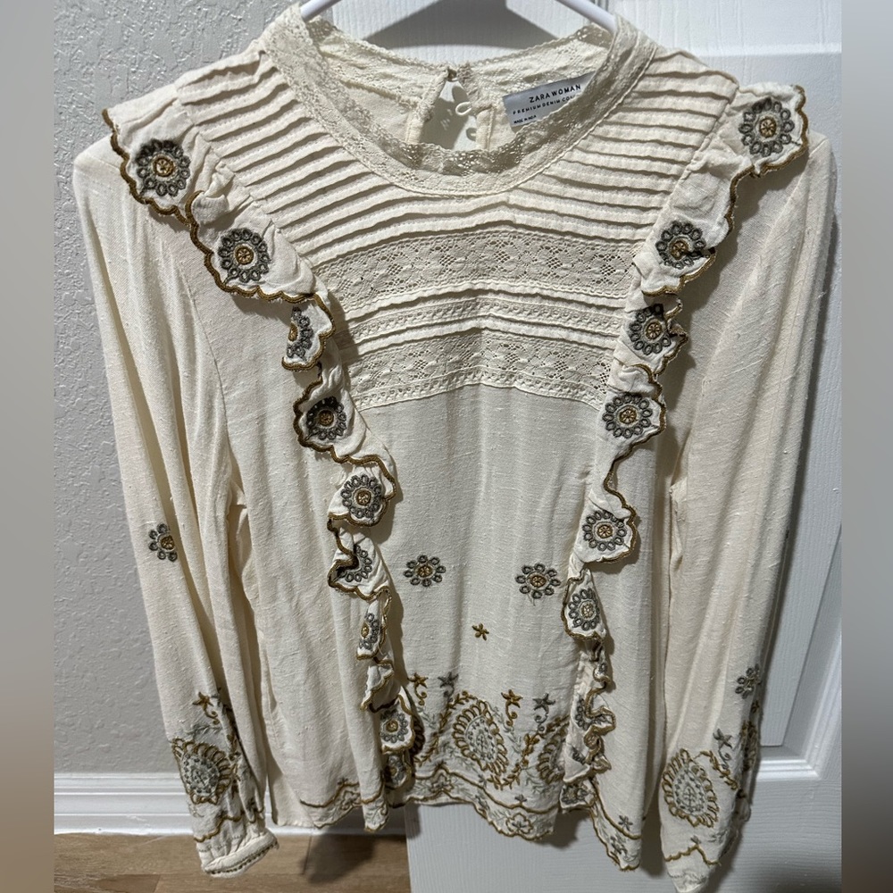 Zara Top.